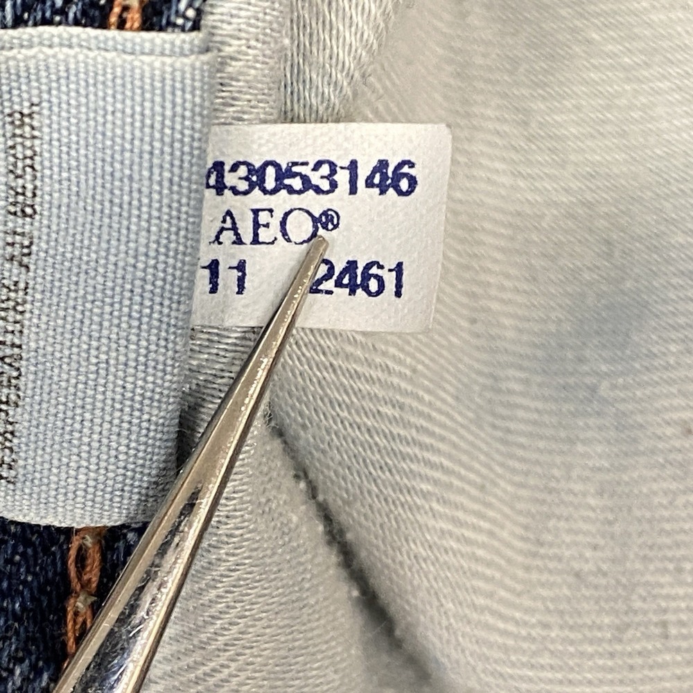American Eagle Lightly Distressed Blue Denim Men's 33x30 Boot Cut Jeans 43053146 - Picture 4 of 11
